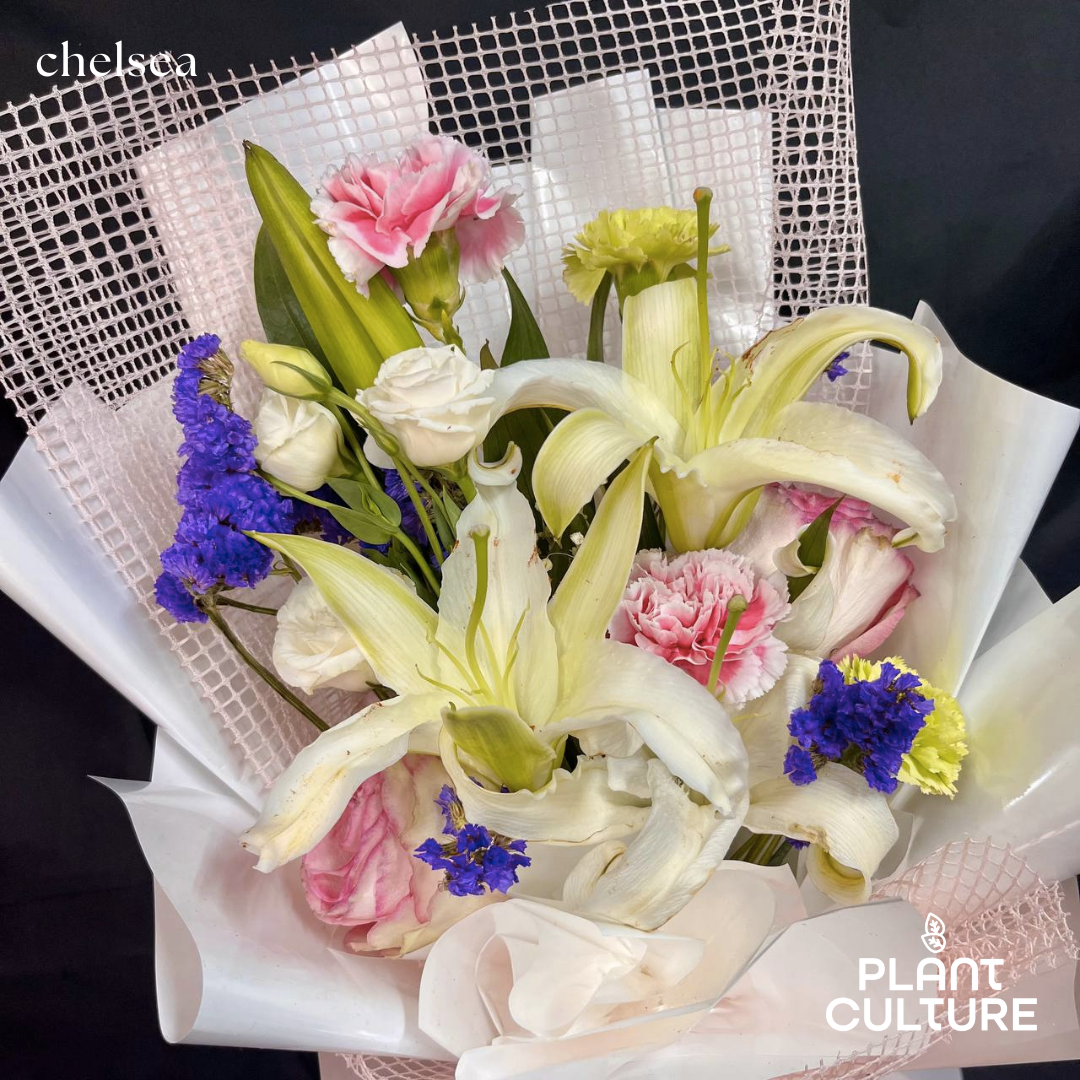 Chelsea Mixed Fresh Flower Arrangement