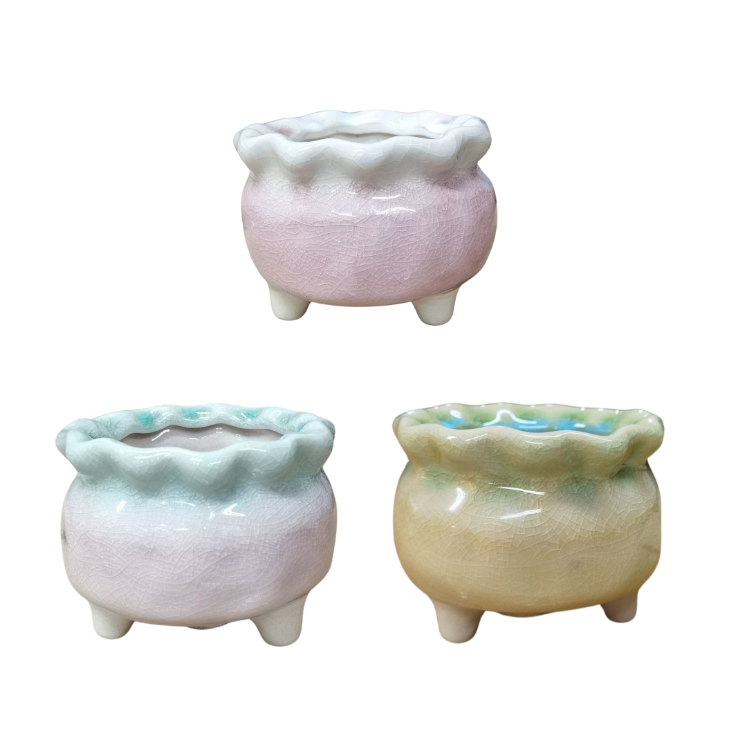 Cute Pot Trifooted