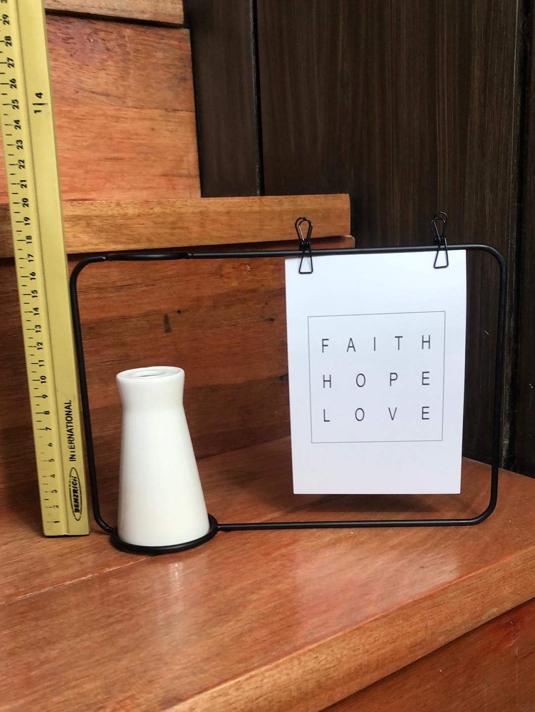 Modern Ceramic Flower Vase with Iron Frame and Photo Clip