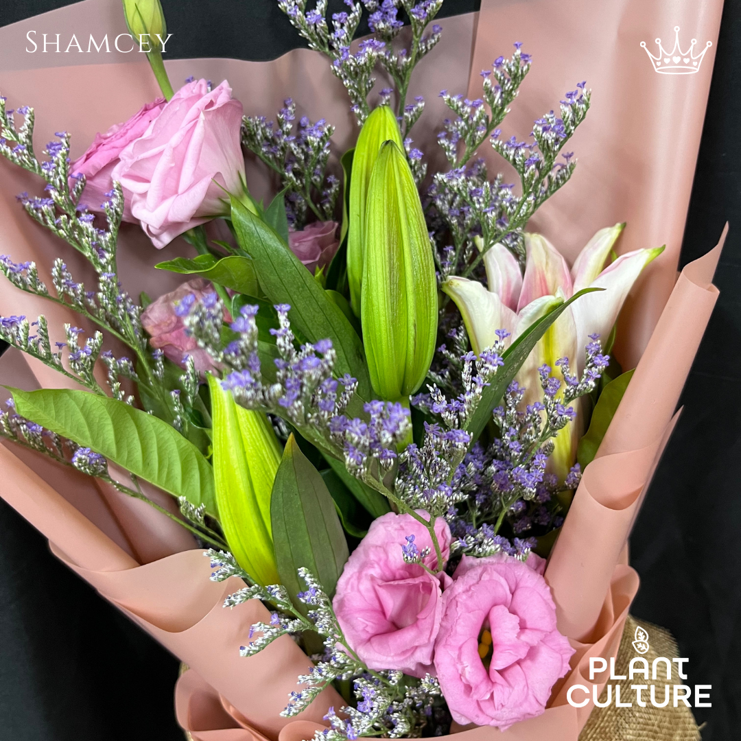 Shamcey Fresh Imported Flowers Bouquet